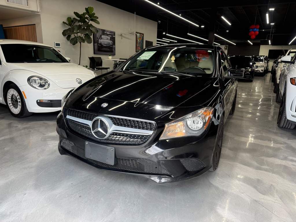 2014 Mercedes-Benz C-CLASS CLA250 — photo 1